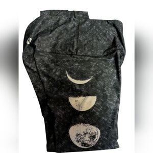 Black & White Moon Phase Leggings L